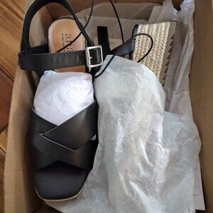 BNWT a.n.a. Ana Eloise Black Sandals